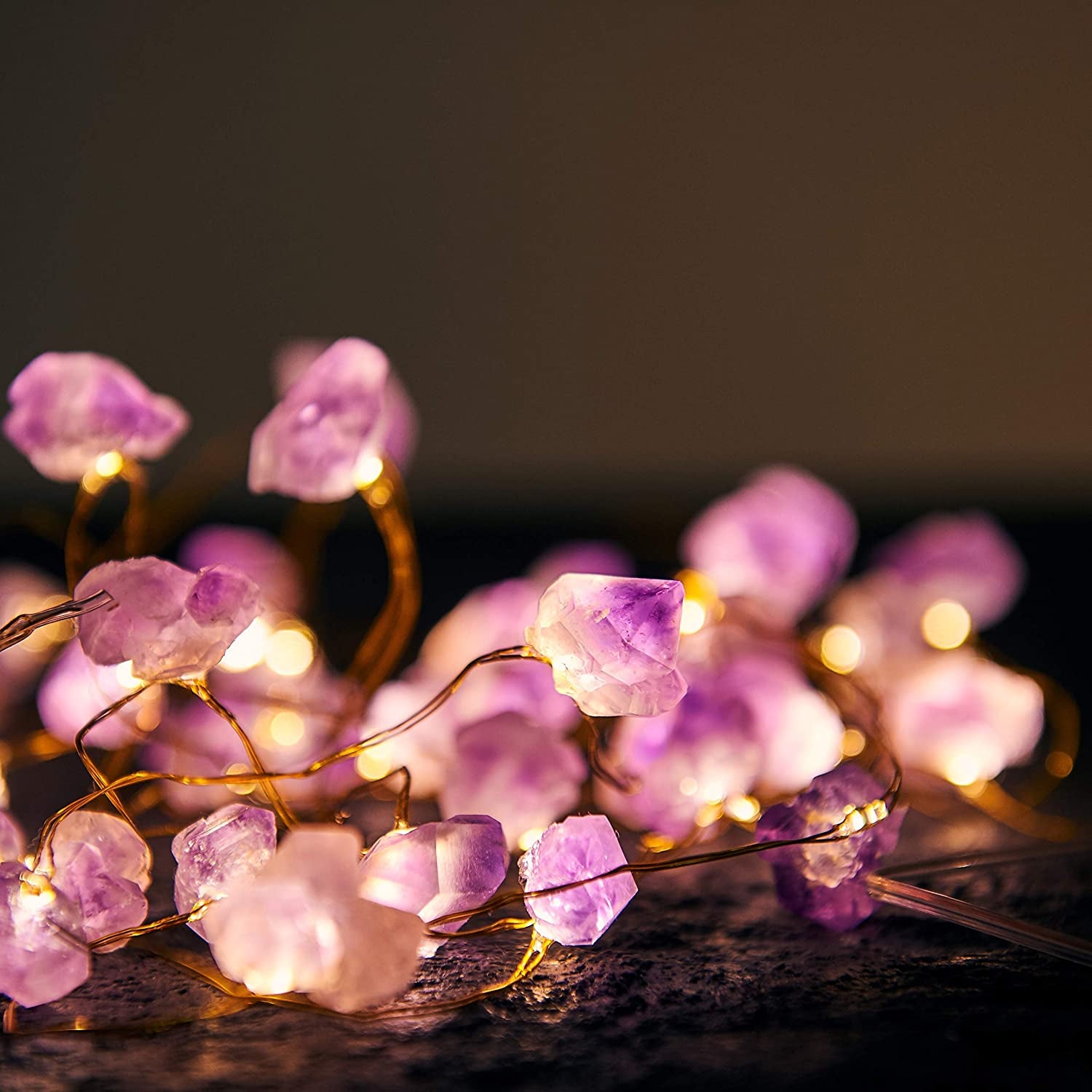 Nature Amethyst Crystal String Lights for Bedroom 10FT 40Leds Usb/Battery Operated Grape Crystal Light Pure Purple Fairy Lights Plug in for Natural Life Cute String Lights for Office